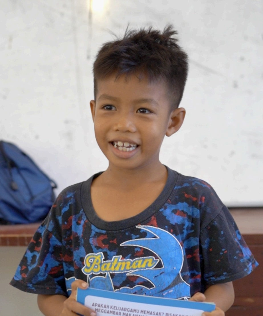 jo-strangford-t-shirt-face-this-charity-artwork-indonesia-9-alfa.jpg